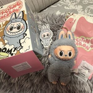 Labubu- SEA SALT COCONUT Exciting Macaron - New in Box.Opened to verify.PopMart